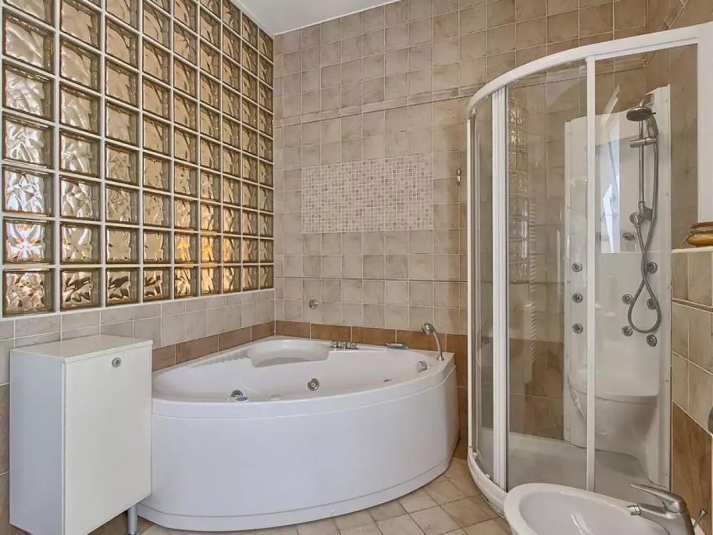 Villa 285m² in Croatia, Buzet. Priced at 630000€ rent photo-24