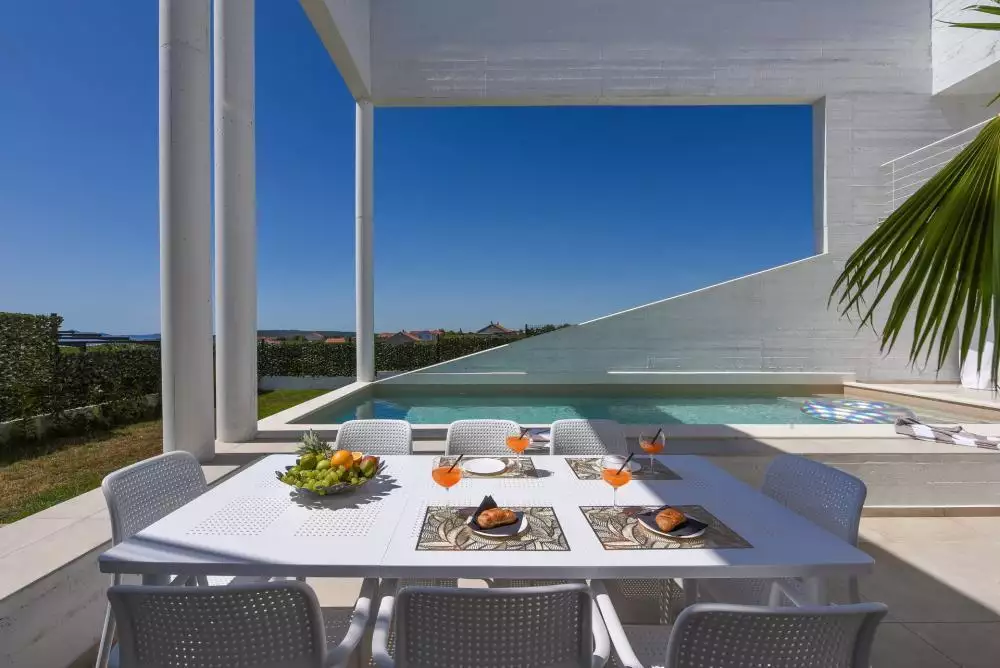 Villa 200m² in Croatia, Zadar. Priced at 1350000€ rent photo-14