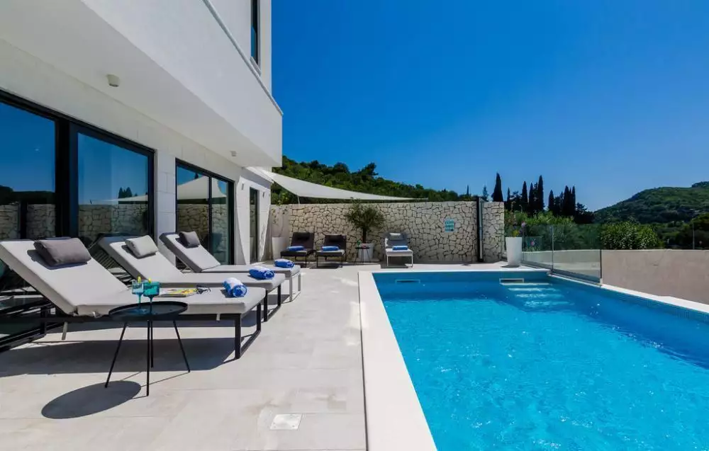 Villa 210m² in Croatia, Dubrovnik. Priced at 1500000€ rent photo-8
