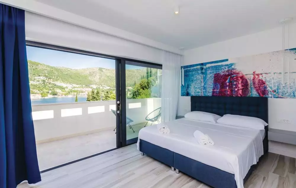Villa 210m² in Croatia, Dubrovnik. Priced at 1500000€ rent photo-17