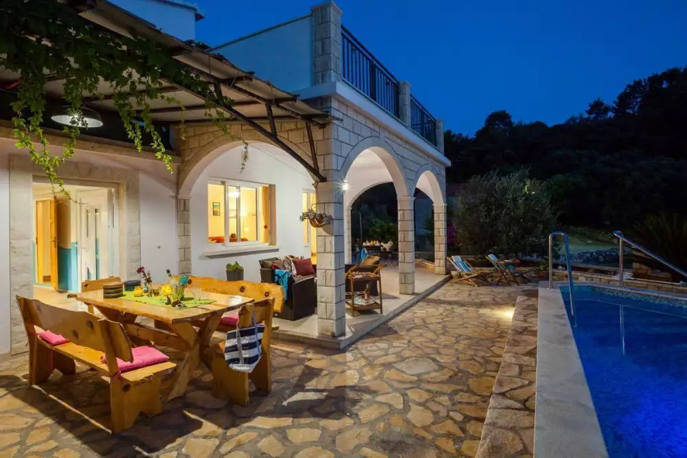 Villa 460m² in Croatia, Korcula. Priced at 1600000€ rent photo-19