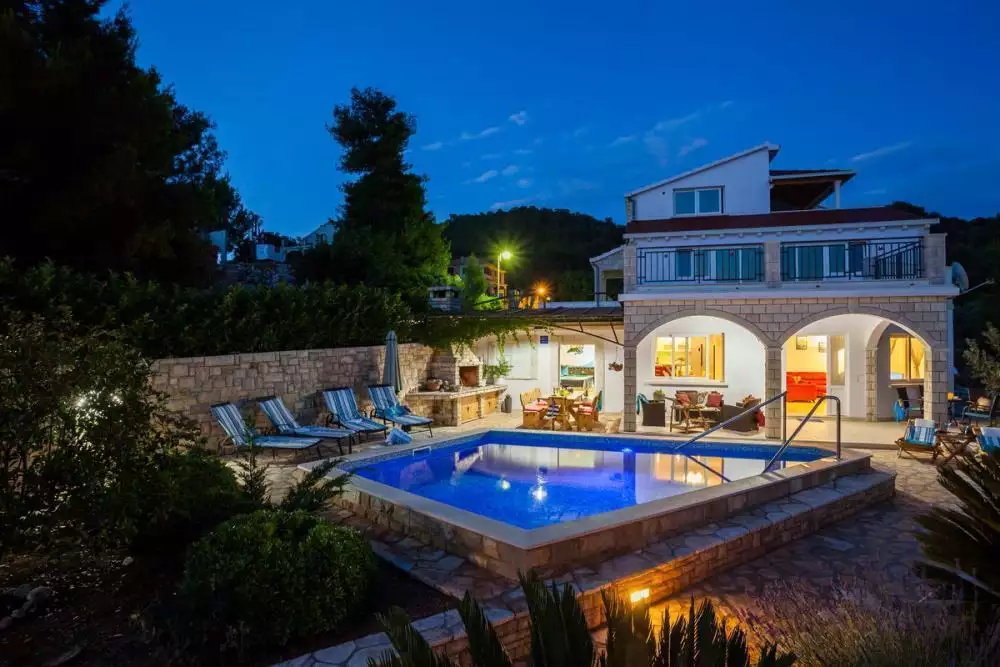 Villa 460m² in Croatia, Korcula. Priced at 1600000€ rent photo-21