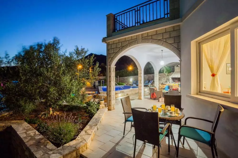 Villa 460m² in Croatia, Korcula. Priced at 1600000€ rent photo-25