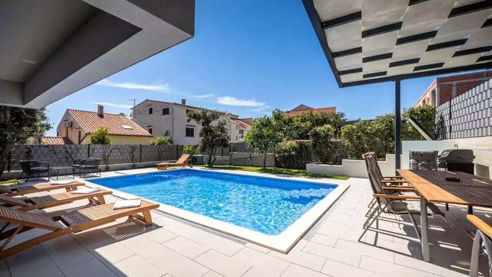 Villa 230m² in Croatia, Zadar. Priced at 1100000€ rent photo-7