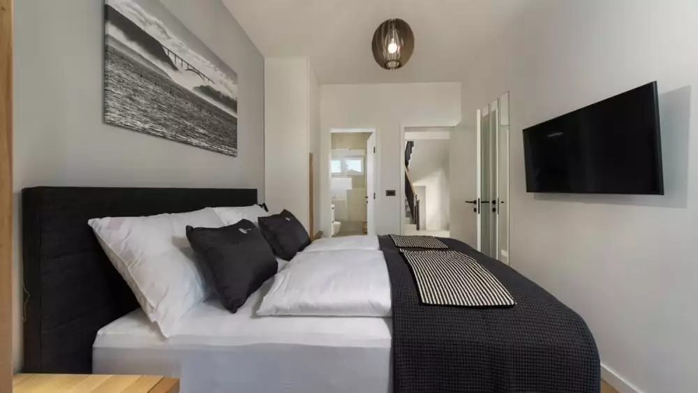 Villa 230m² in Croatia, Zadar. Priced at 1100000€ rent photo-21