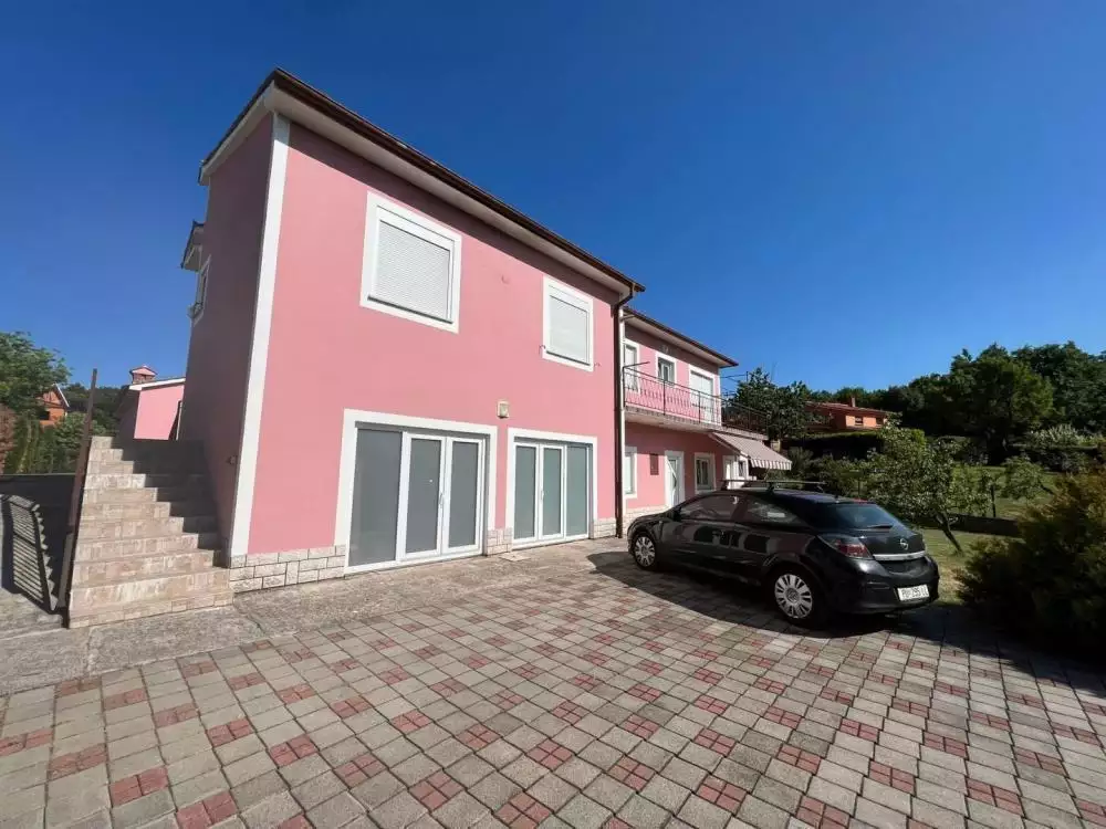 Villa 320m² in Croatia, Labin. Priced at 560000€ rent photo-5