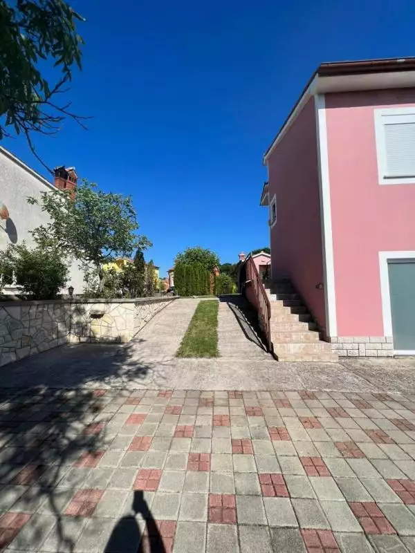 Villa 320m² in Croatia, Labin. Priced at 560000€ rent photo-6