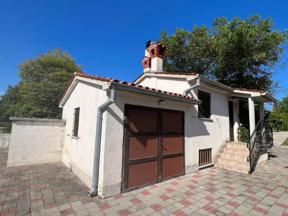 Villa 320m² in Croatia, Labin. Priced at 560000€ rent photo-15