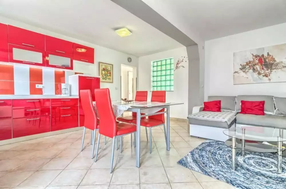 Villa 150m² in Croatia, Medulin. Priced at 580000€ rent photo-3