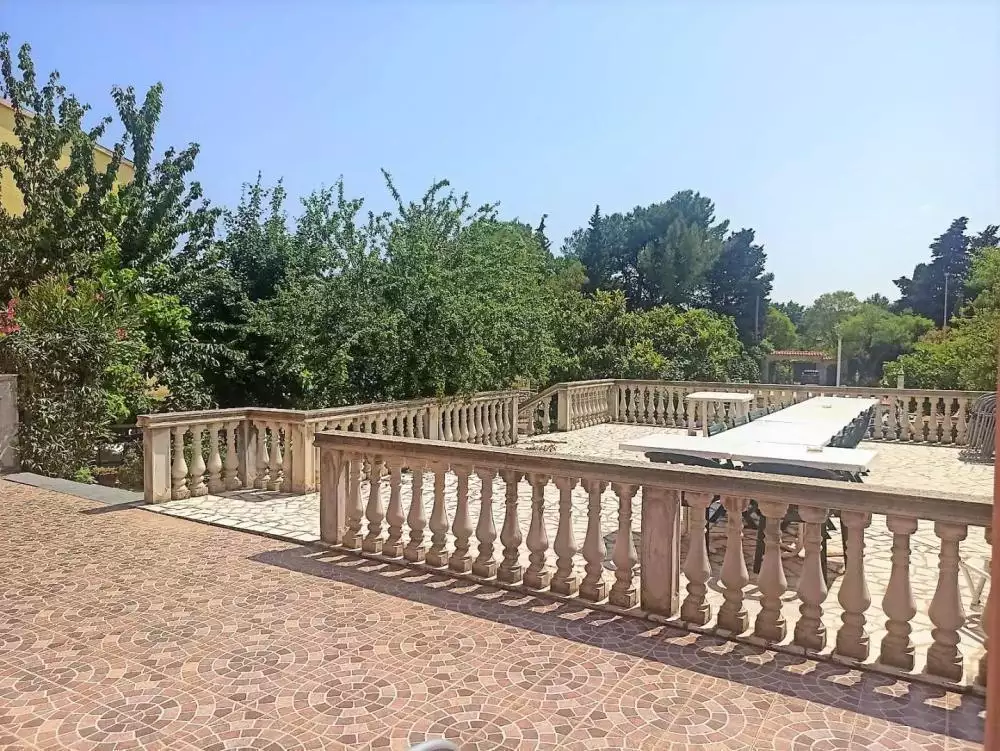 Hotels 620m² in Croatia, Medulin. Priced at 900000€ rent photo-9