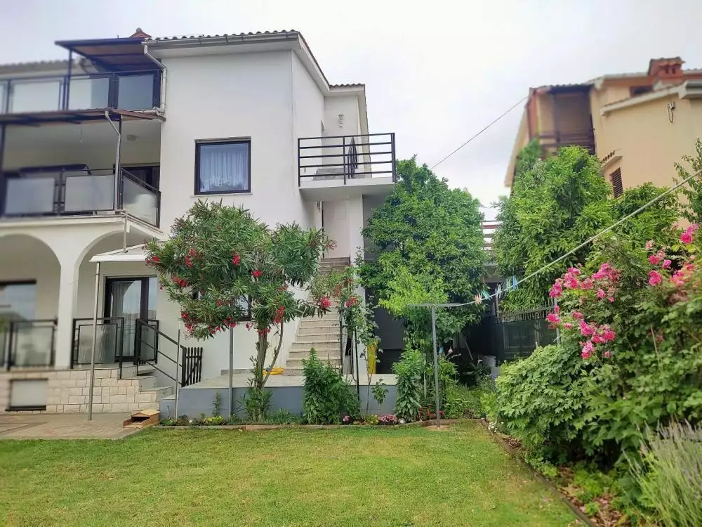Hotels 273m² in Croatia, Medulin. Priced at 800000€ rent photo-6