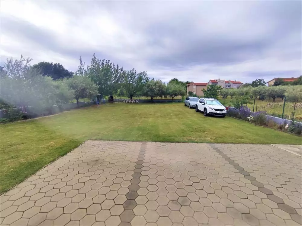 Hotels 273m² in Croatia, Medulin. Priced at 800000€ rent photo-11
