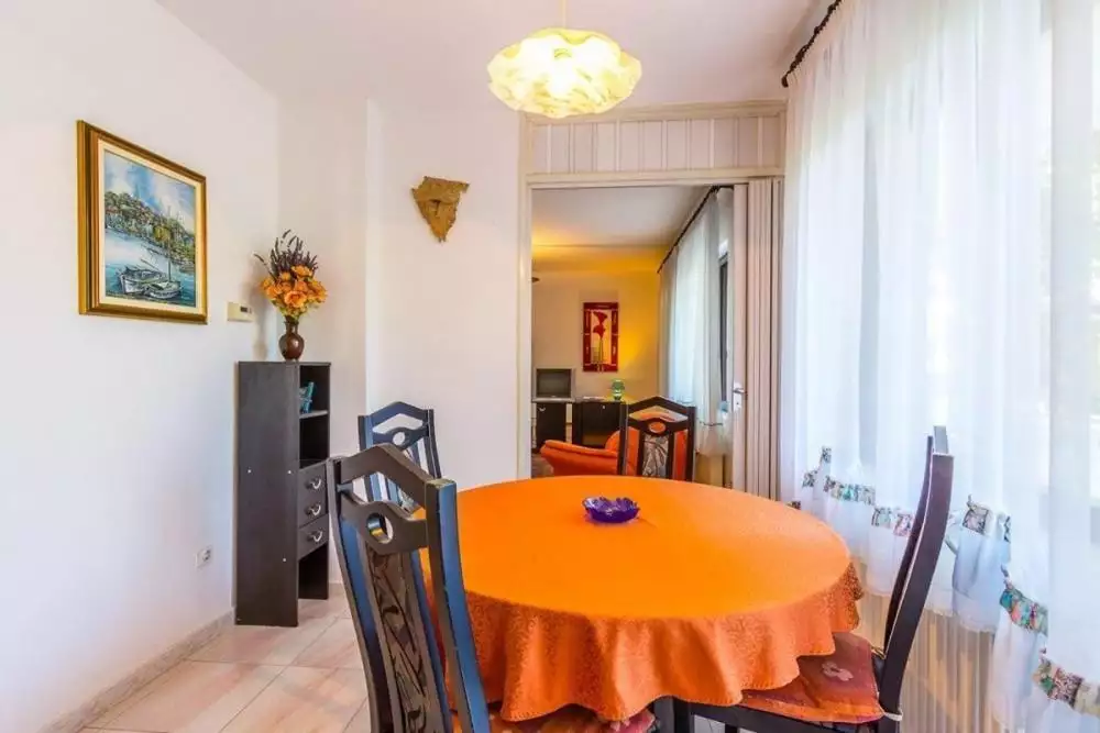 Hotels 600m² in Croatia, Medulin. Priced at 2100000€ rent photo-7