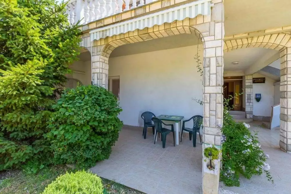 Hotels 600m² in Croatia, Medulin. Priced at 2100000€ rent photo-22