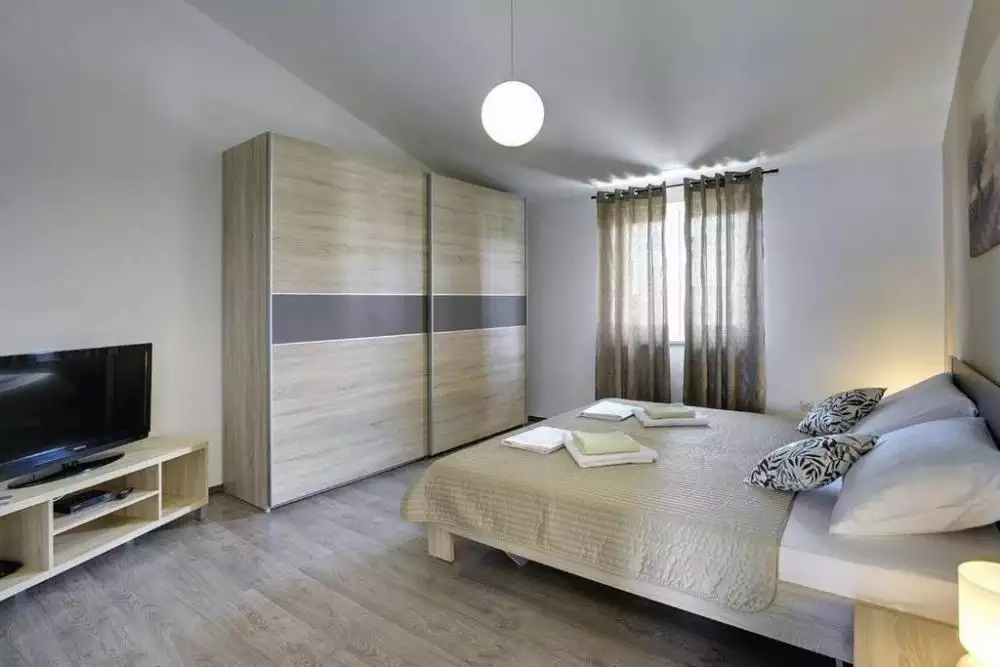 Villa 300m² in Croatia, Medulin. Priced at 832000€ rent photo-19