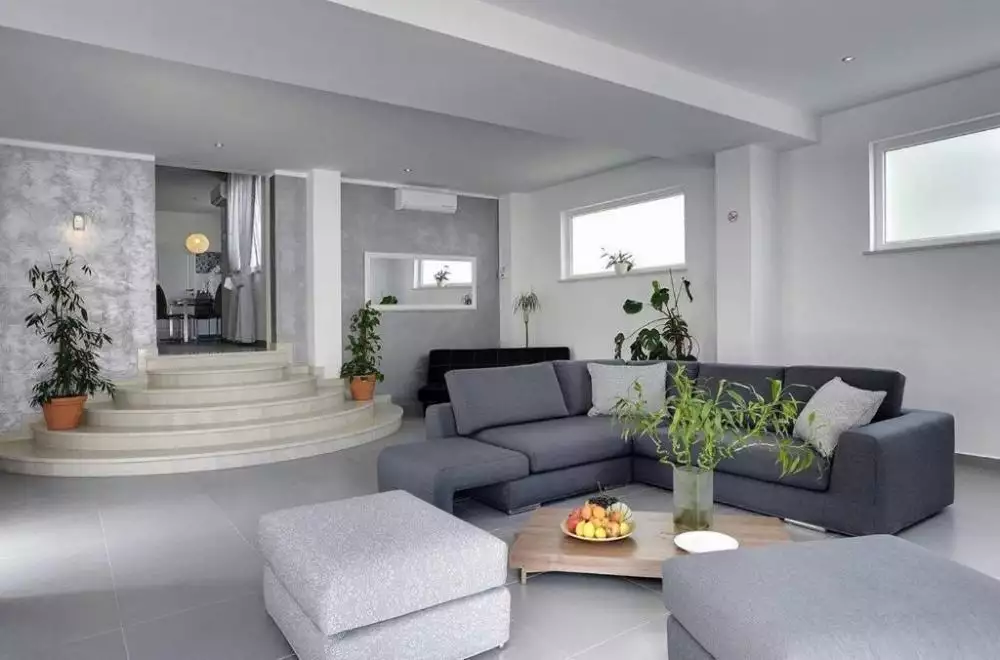 Villa 300m² in Croatia, Medulin. Priced at 832000€ rent photo-1