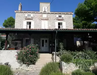 Buy in Croatia for 990000€