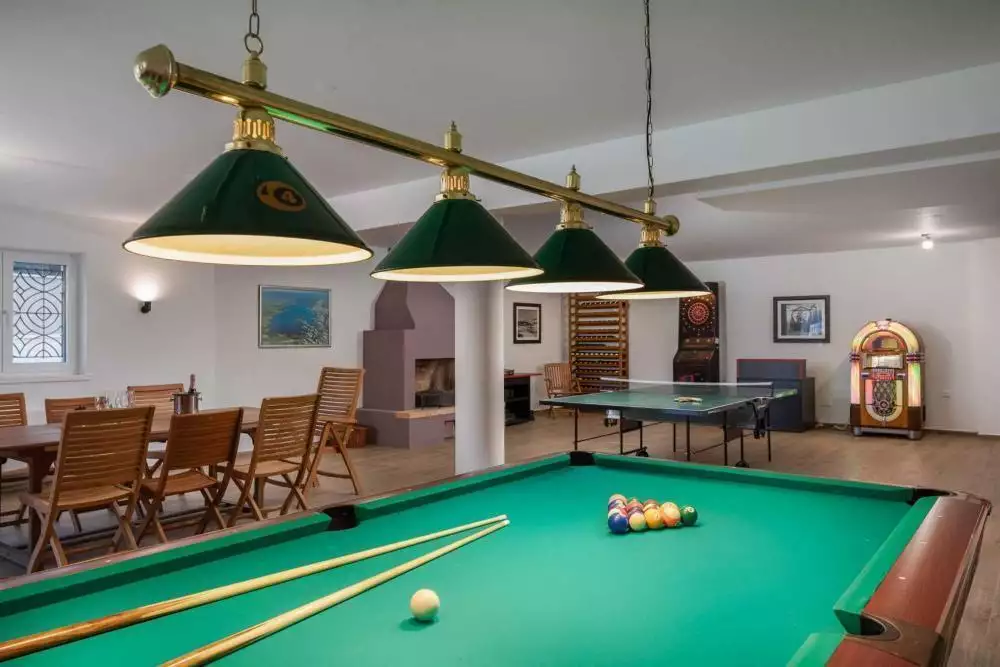 Villa 1006m² in Croatia, Sibenik. Priced at 5300000€ rent photo-12