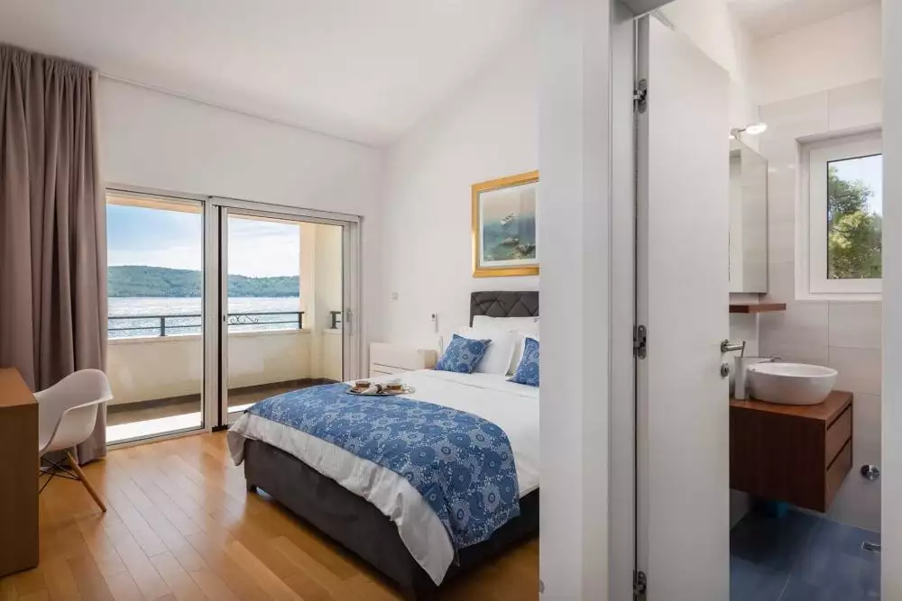 Villa 1006m² in Croatia, Sibenik. Priced at 5300000€ rent photo-14