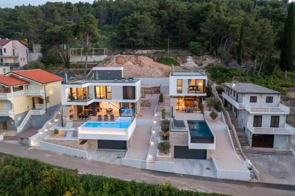 Villa 260m² in Croatia, Ugljan. Priced at 1400000€ rent photo-4