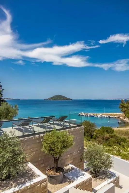 Villa 260m² in Croatia, Ugljan. Priced at 1400000€ rent photo-9