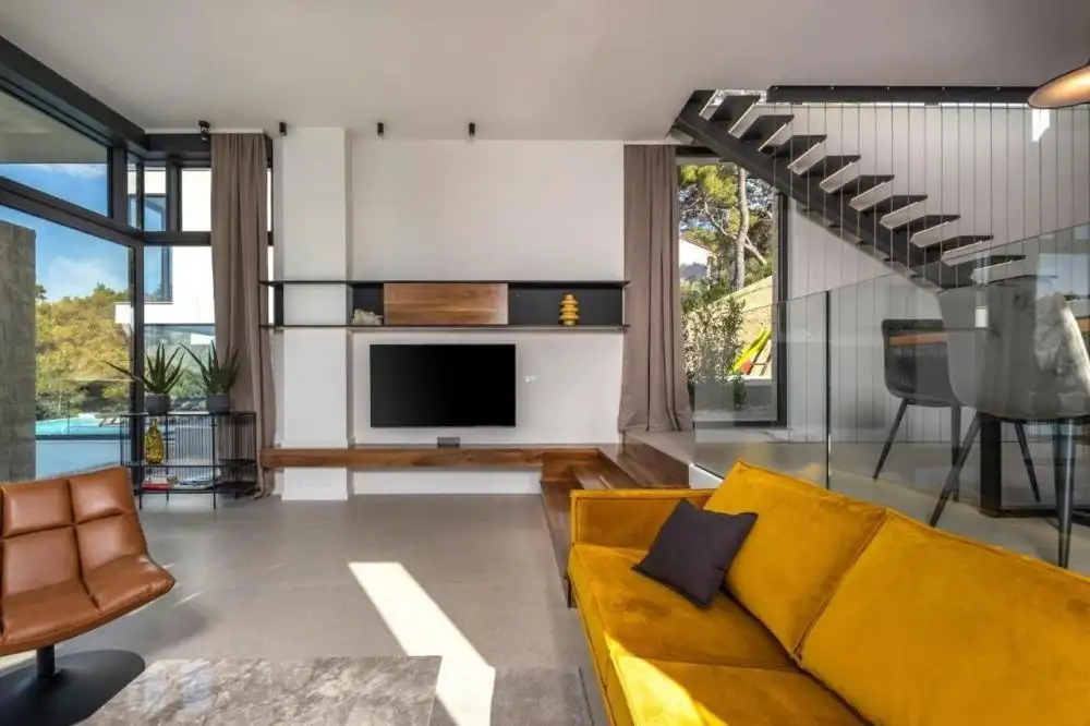 Villa 260m² in Croatia, Ugljan. Priced at 1400000€ rent photo-21