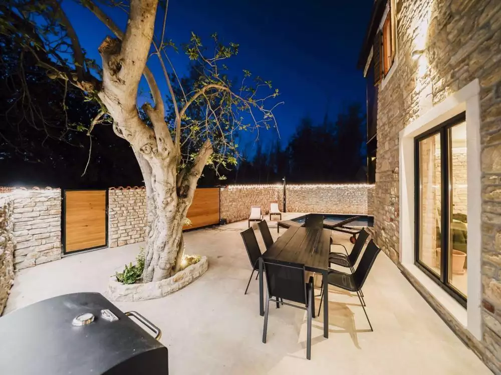 Villa 110m² in Croatia, Privlaka. Priced at 615000€ rent photo-7