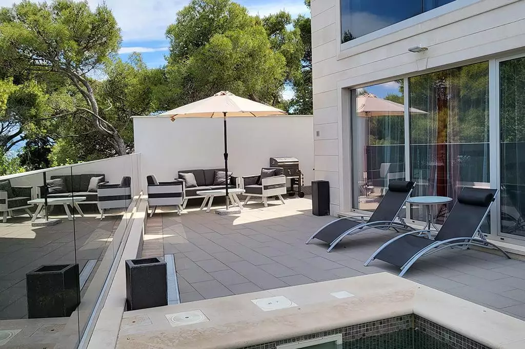 Villa 399m² in Croatia, Postira. Priced at 1600000€ rent photo-4