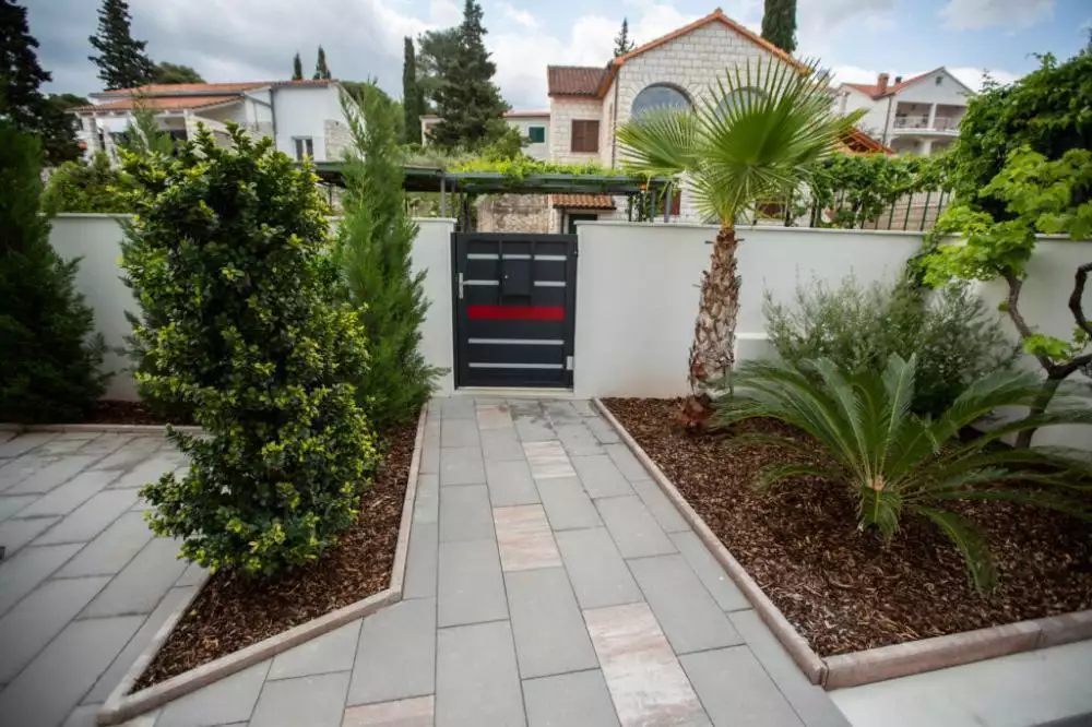 Villa 399m² in Croatia, Postira. Priced at 1600000€ rent photo-8