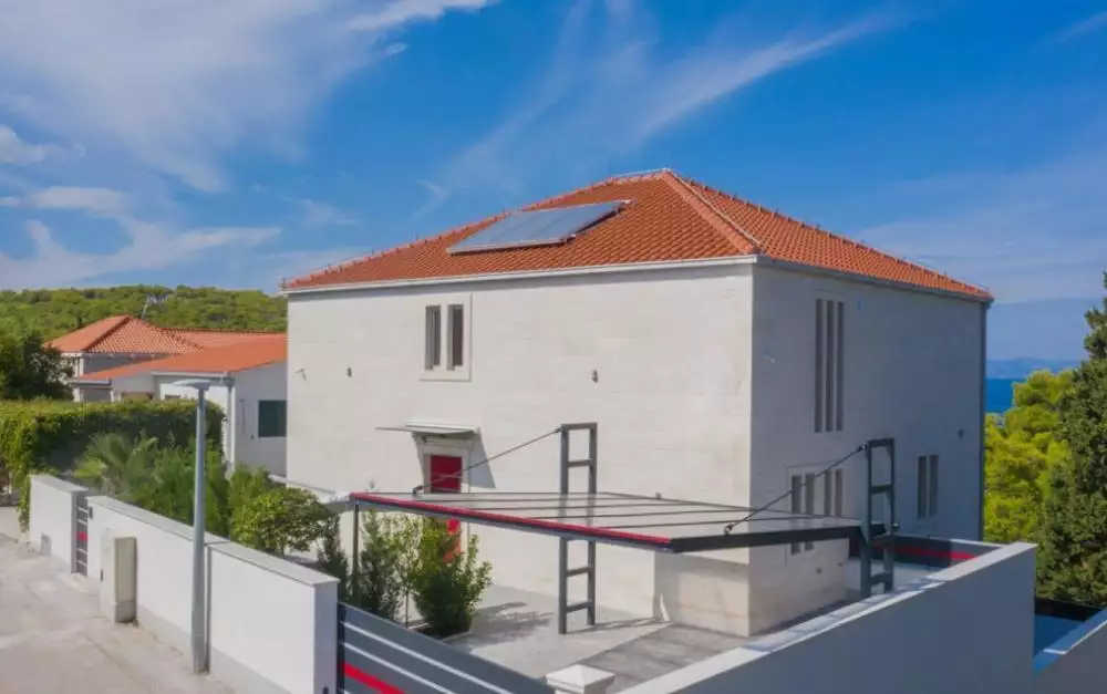 Villa 399m² in Croatia, Postira. Priced at 1600000€ rent photo-14