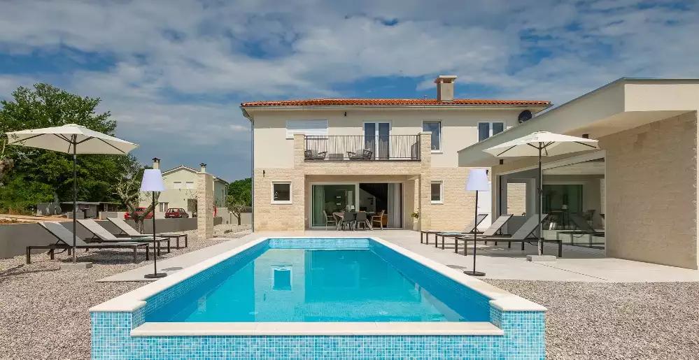 Villa 180m² in Croatia, Labin. Priced at 737000€ rent photo-2