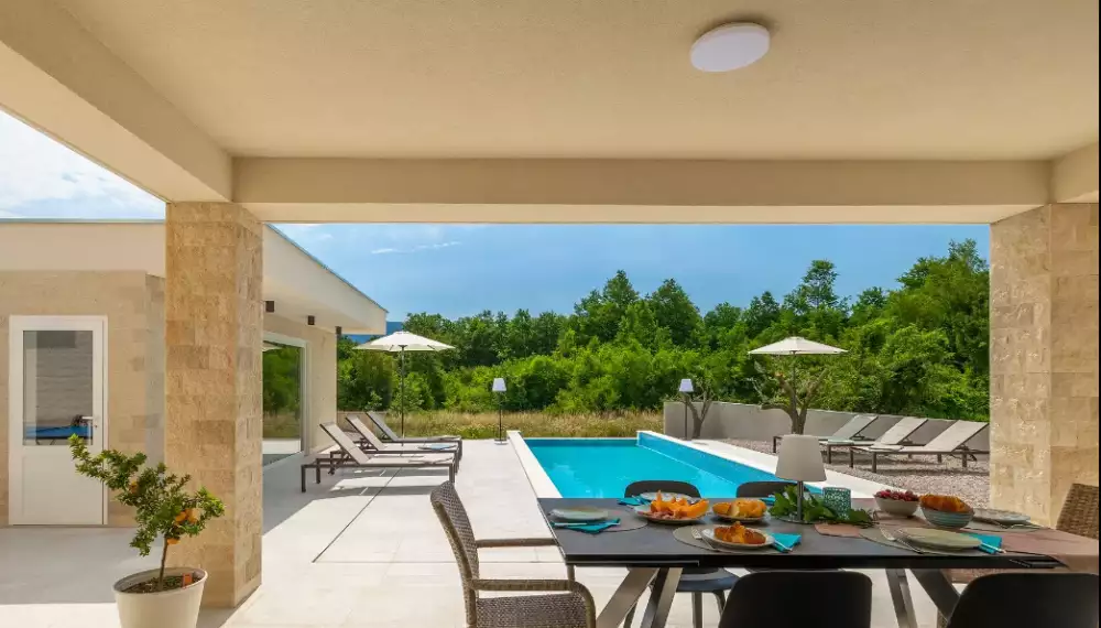 Villa 180m² in Croatia, Labin. Priced at 737000€ rent photo-24