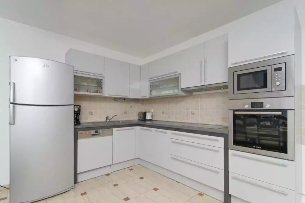Hotels 320m² in Croatia, Ciovo. Priced at 780000€ rent photo-24