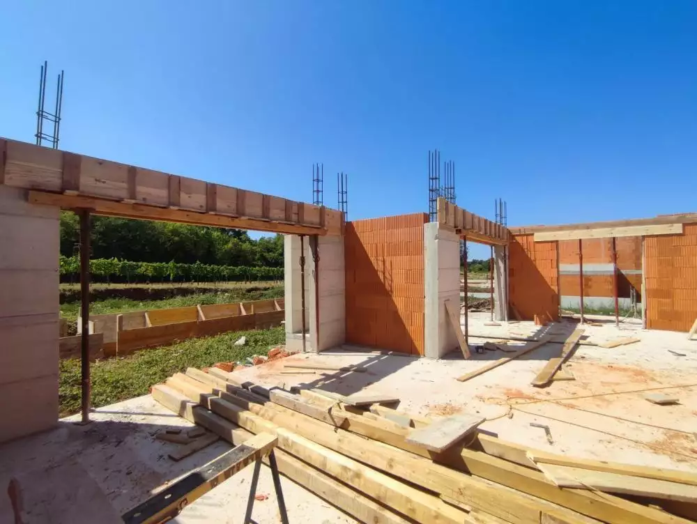 Villa 200m² in Croatia, Labin. Priced at 690000€ rent photo-2