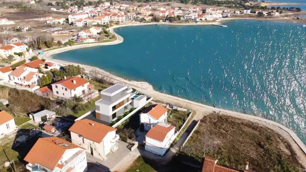 Villa 237m² in Croatia, Zadar. Priced at 2250000€ rent photo-11