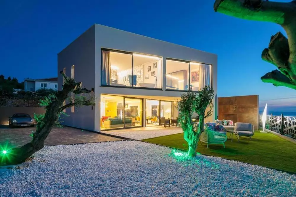 Villa 215m² in Croatia, Split. Priced at 1500000€ rent photo-24