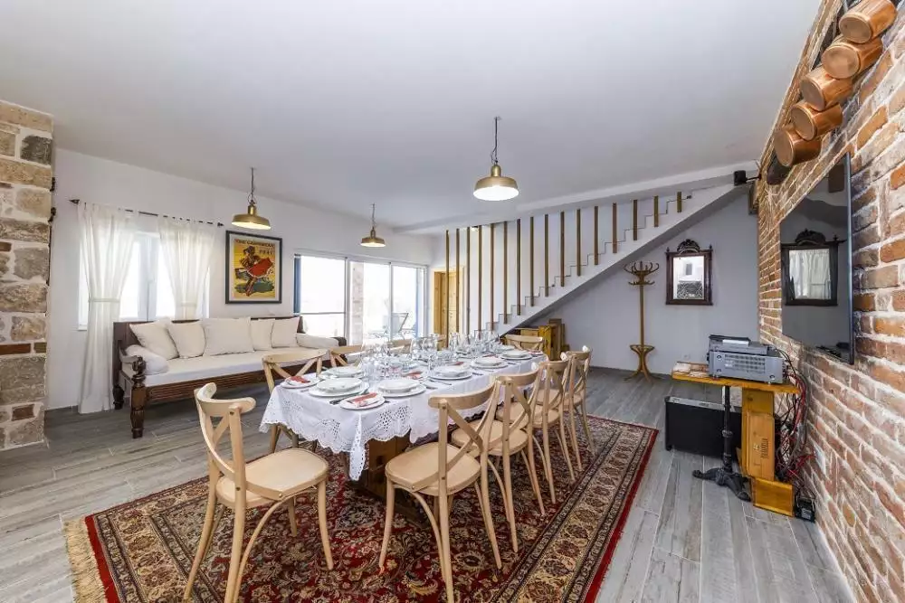Villa 300m² in Croatia, Zadar. Priced at 1400000€ rent photo-16