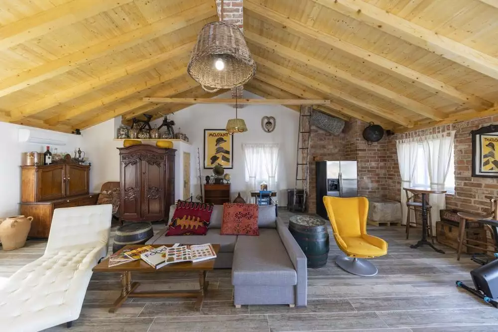 Villa 300m² in Croatia, Zadar. Priced at 1400000€ rent photo-21