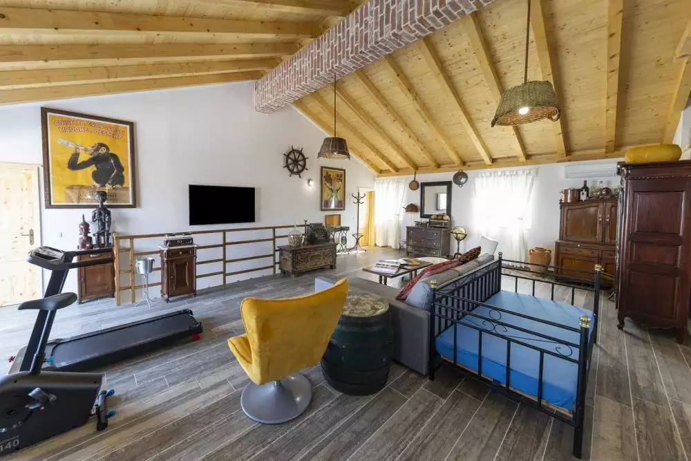 Villa 300m² in Croatia, Zadar. Priced at 1400000€ rent photo-22