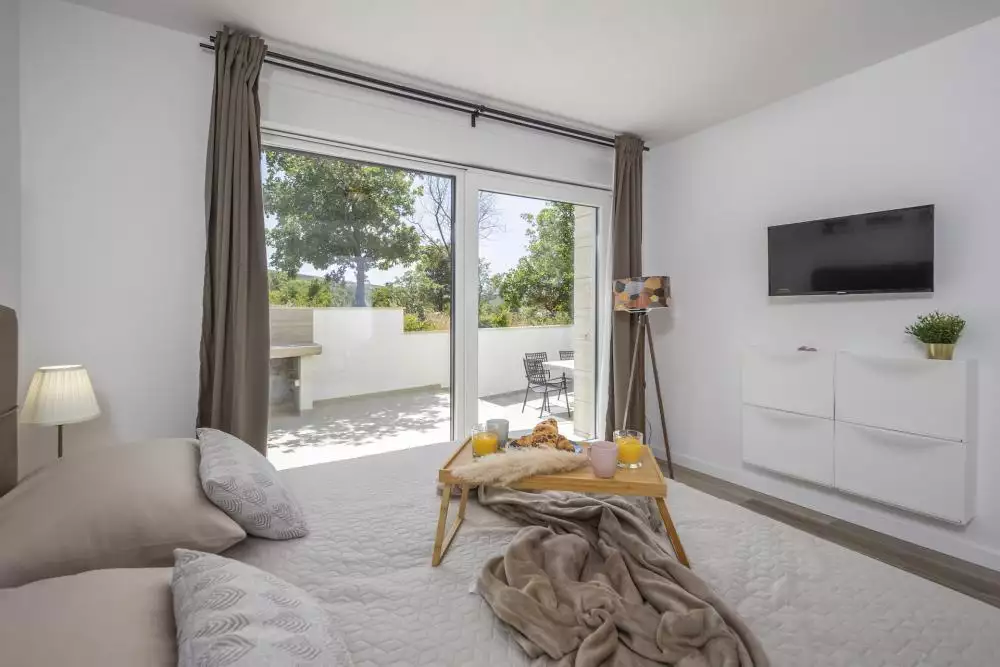 Villa 450m² in Croatia, Zadar. Priced at 1255000€ rent photo-16