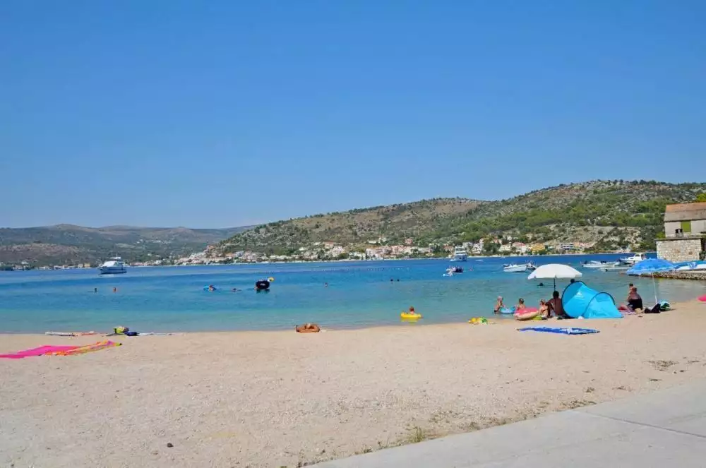 Hotels 1m² in Croatia, Rogoznica. Priced at 3750000€ rent photo-4