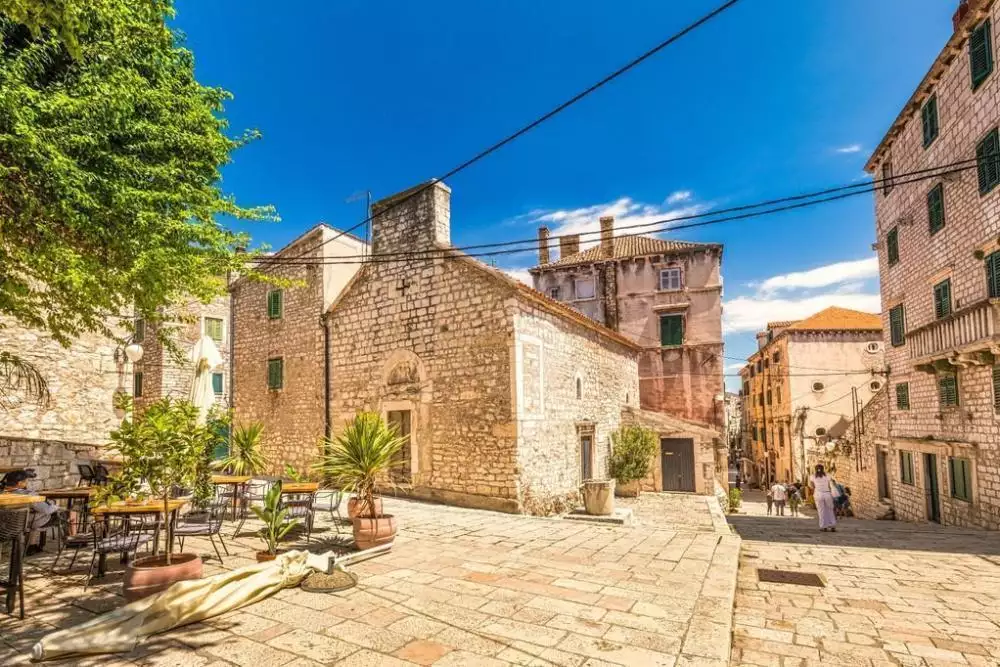 Hotels 1m² in Croatia, Sibenik. Priced at 8750000€ rent photo-8
