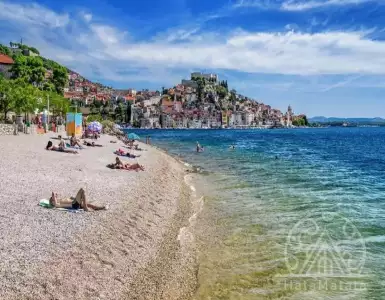 Buy in Croatia for 8750000€