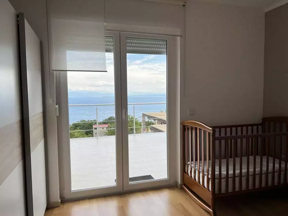 Villa 250m² in Croatia, Lovran. Priced at 935000€ rent photo-16