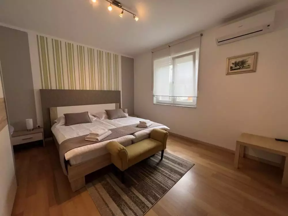 Villa 250m² in Croatia, Lovran. Priced at 935000€ rent photo-19