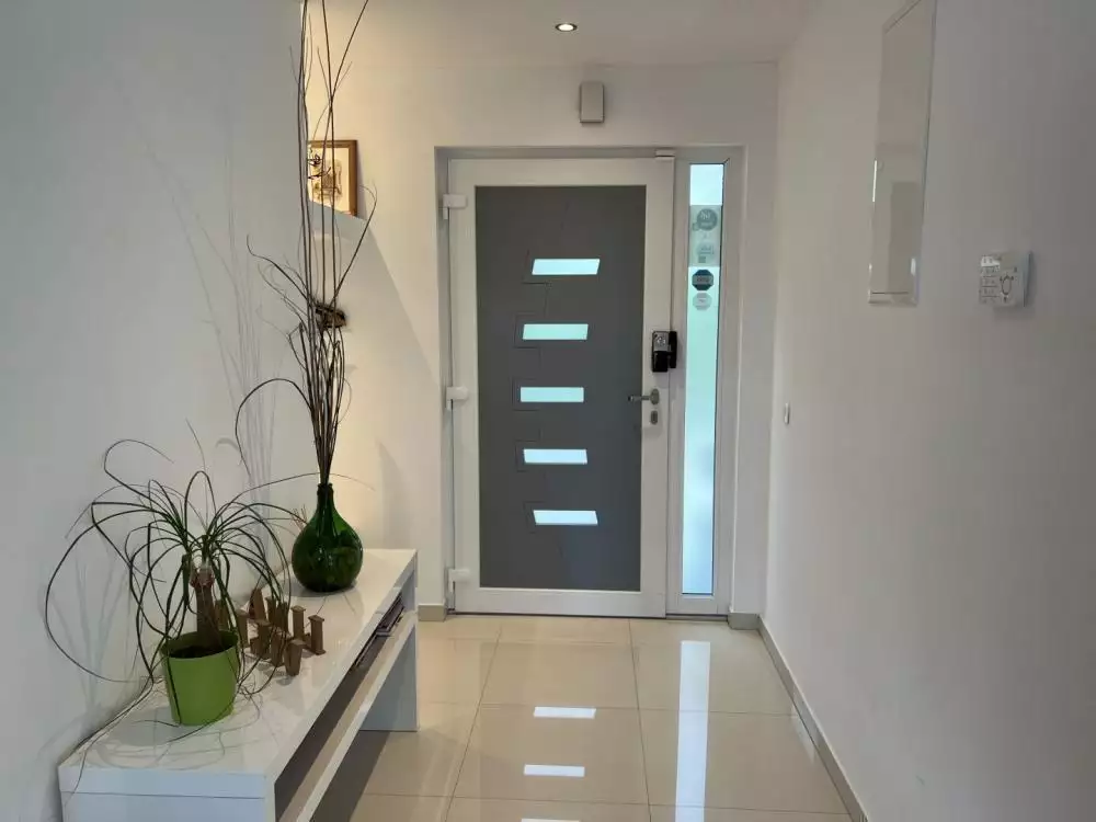 Villa 250m² in Croatia, Lovran. Priced at 935000€ rent photo-21