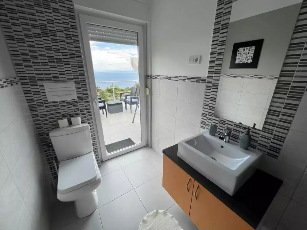 Villa 250m² in Croatia, Lovran. Priced at 935000€ rent photo-24
