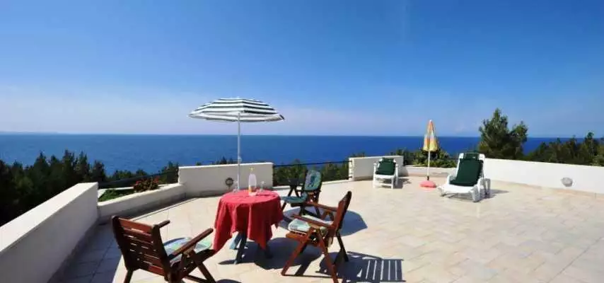 Hotels 300m² in Croatia, Hvar. Priced at 1700000€ rent photo-1