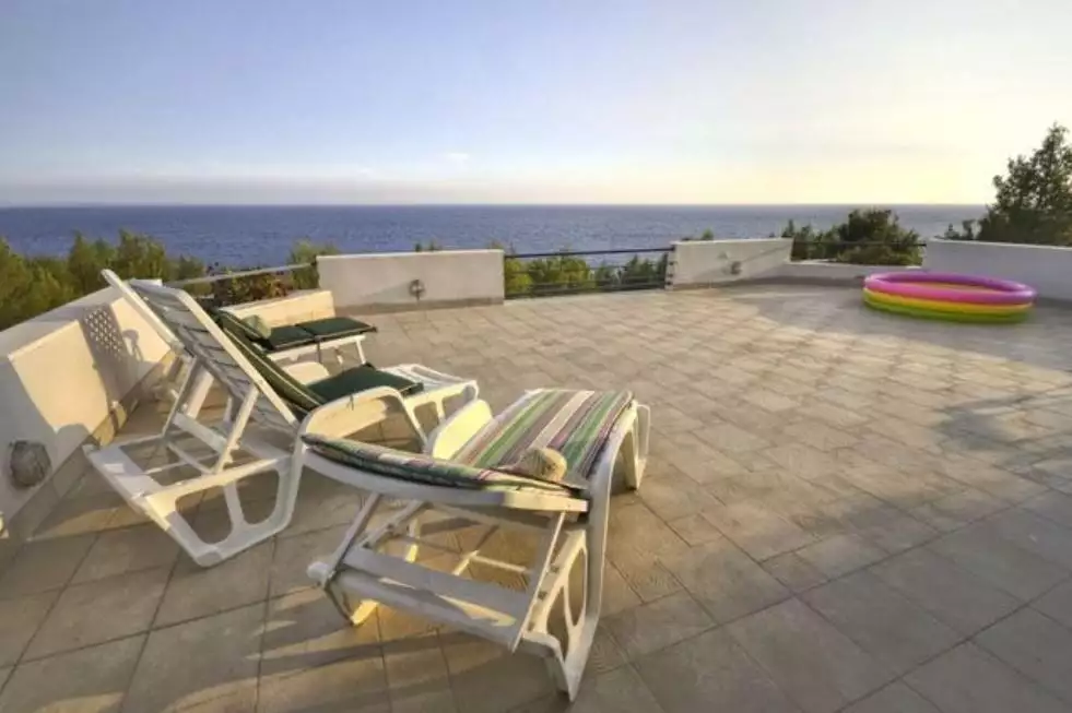 Hotels 300m² in Croatia, Hvar. Priced at 1700000€ rent photo-9