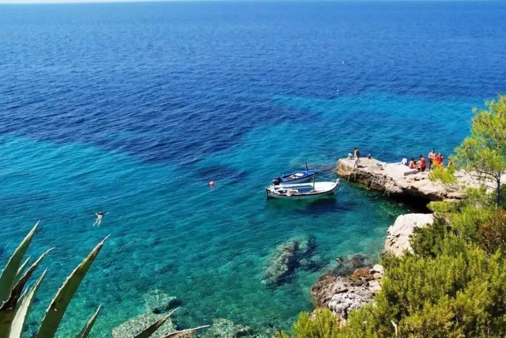Hotels 300m² in Croatia, Hvar. Priced at 1700000€ rent photo-14